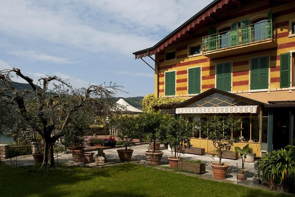 Welcome Traveller Villa Arigoni Garda  0*, Garda (Verona)