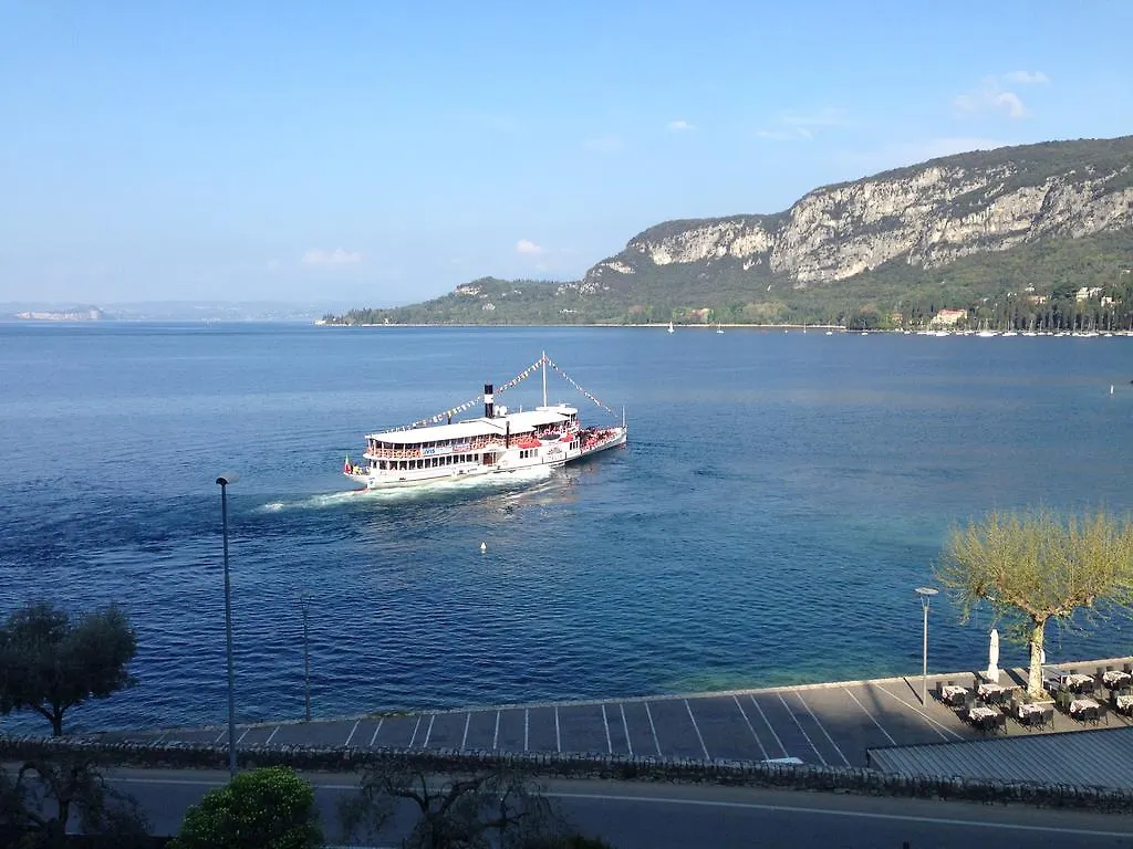 Welcome Traveller Villa Arigoni Garda  0*, Garda (Verona) Italien